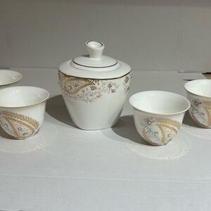 Dining | Elegant Gold Paisley Tea Set | Poshmark